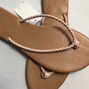 🌸 NWT light pink braided thong sandal sz9